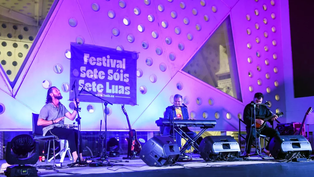 Imagen del concierto del viernes del festival sete sois sete luas en ceuta 2026