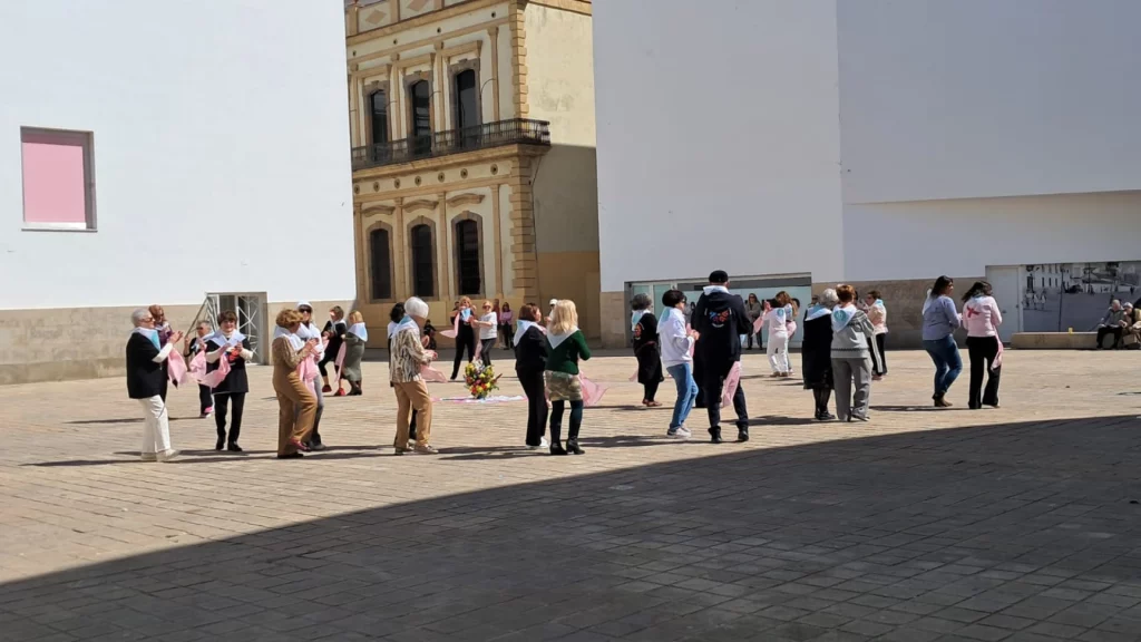Imagen de danzas circulares en ceuta