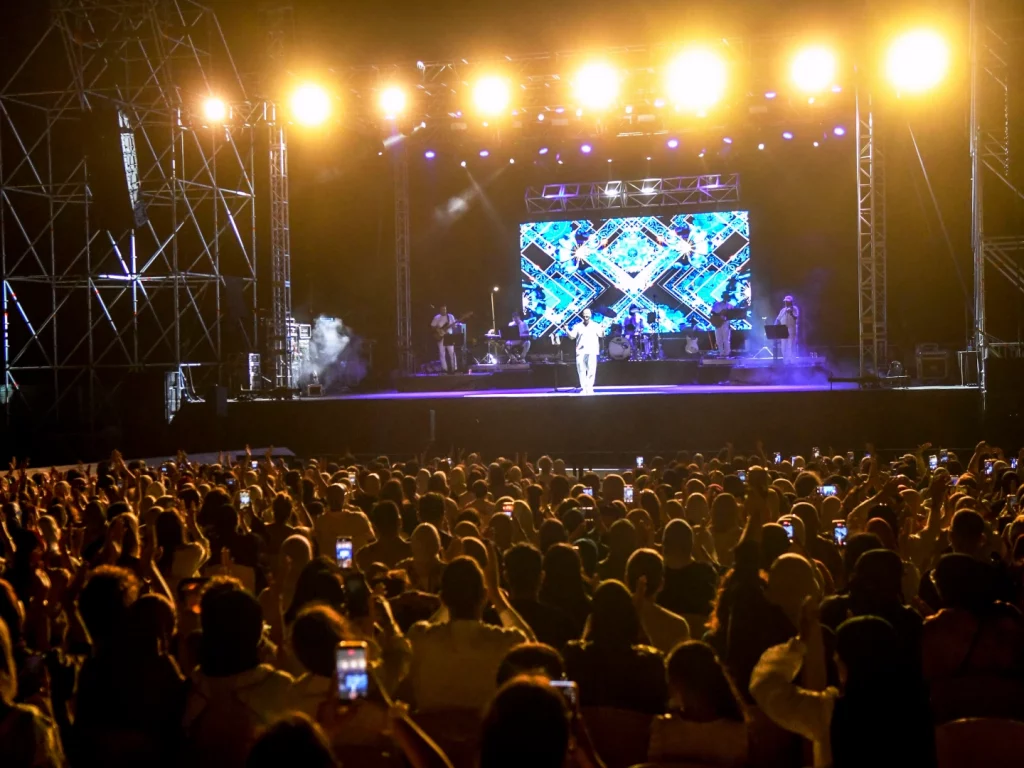 imagen del concierto de maher zain en las murallas reales